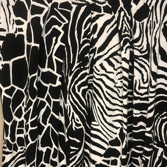 NWT IZ Byer Casual Blouse - Picture 8 of 8